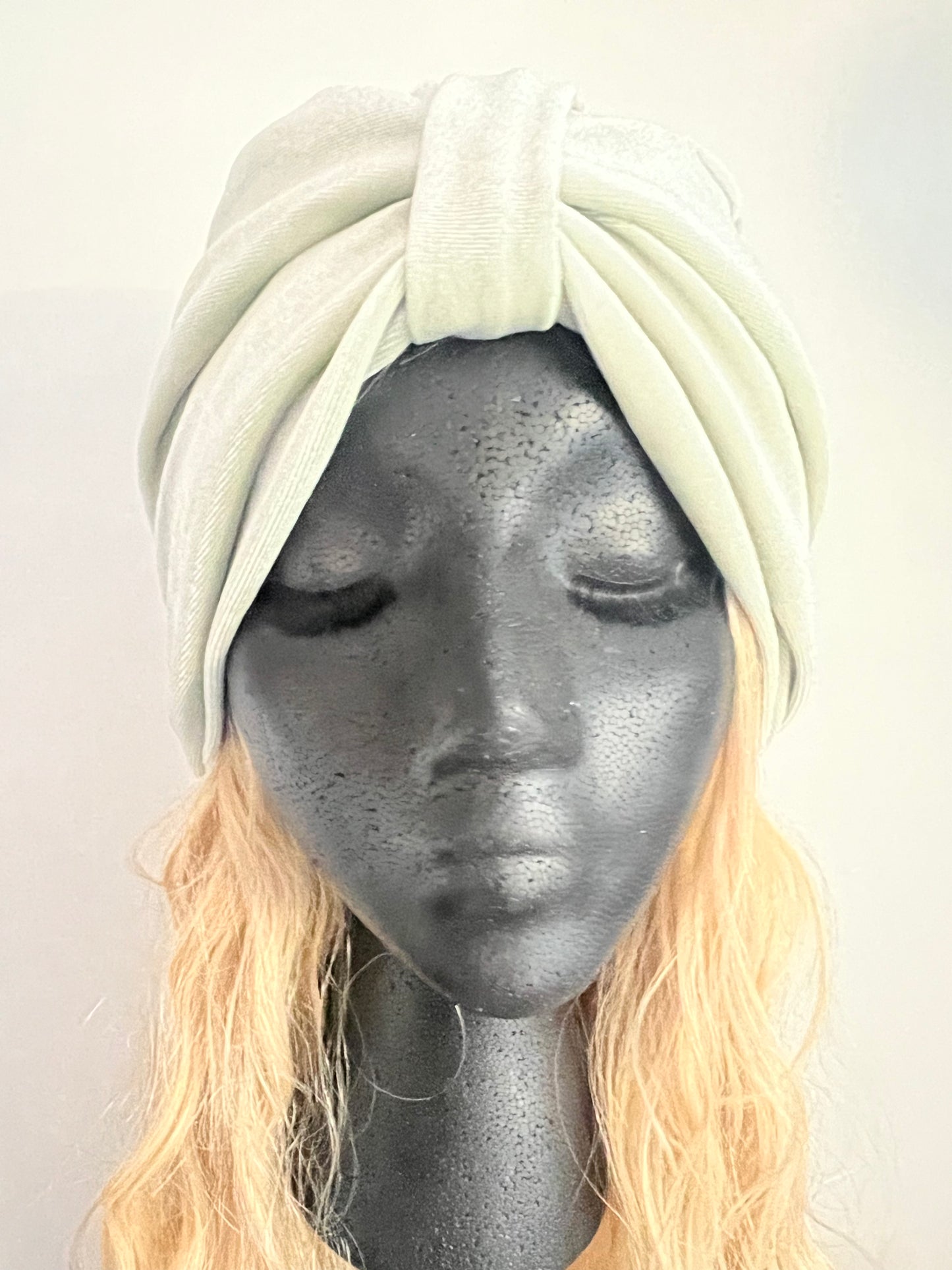 Minty Fresh Stretch Velvet Turban