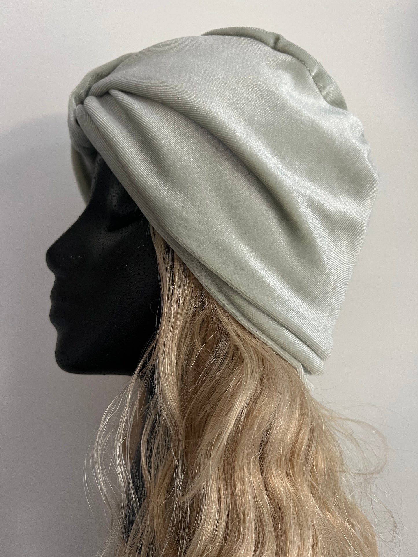 Minty Fresh Stretch Velvet Turban