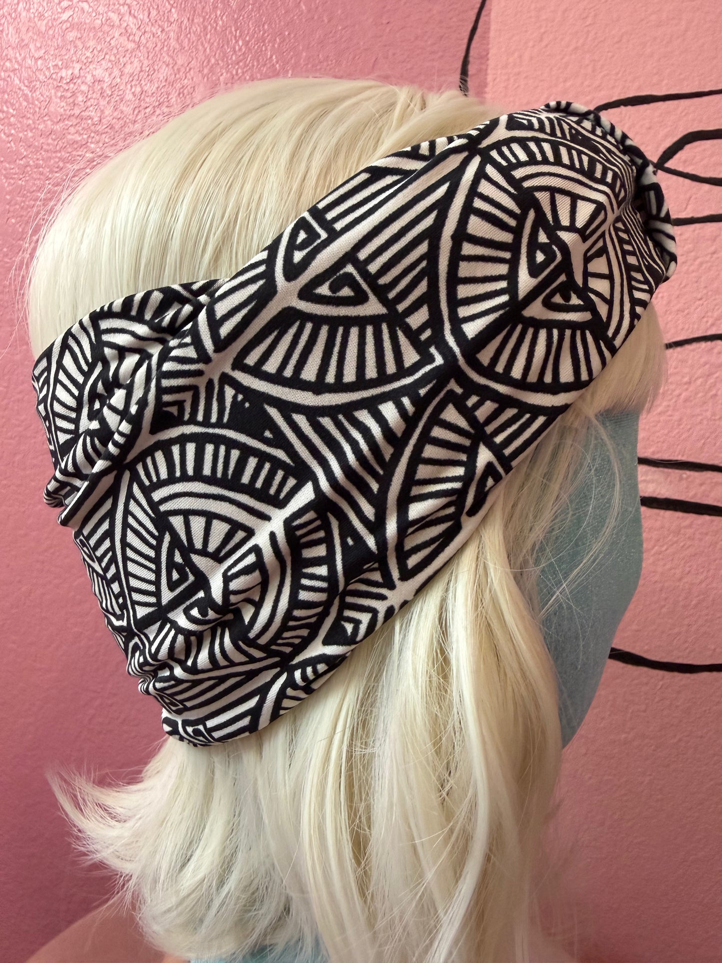 TurBAND Black Medallion